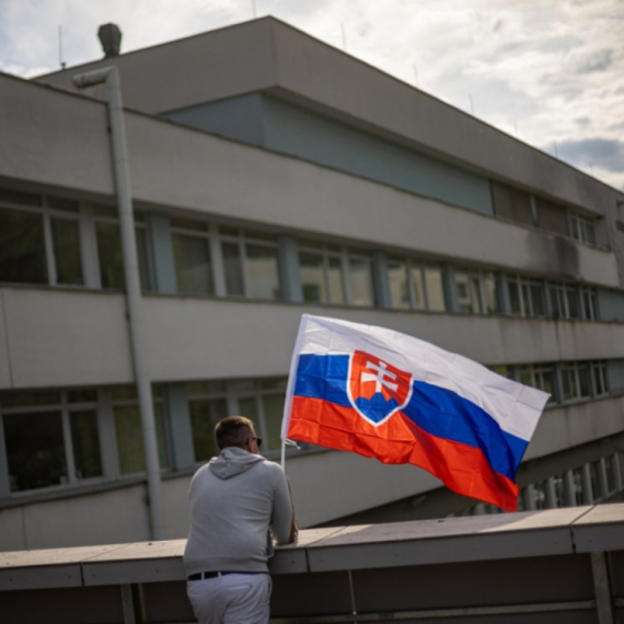 Haos u Slovačkoj: Vlada optužena za izdaju