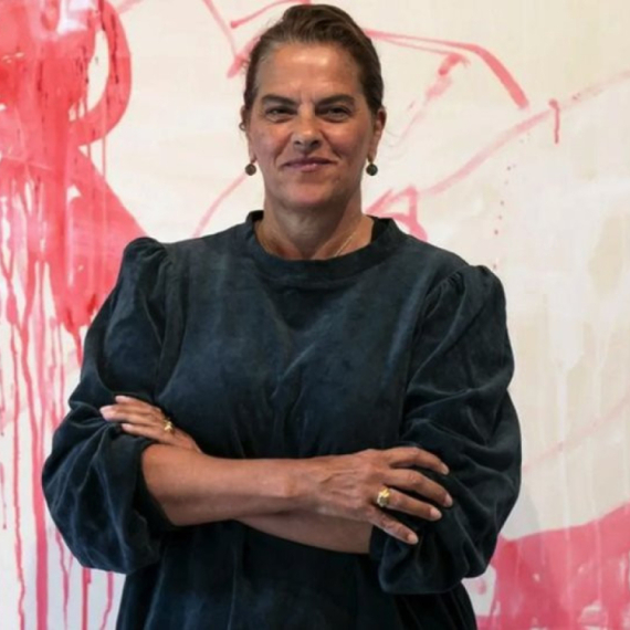 Trejsi Emin: Čuvena britanska slikarka o borbi protiv kancera uz umetnost