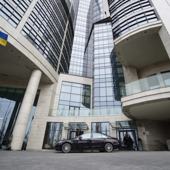 Ataše američke ambasade pronađen mrtav u hotelu u Kijevu