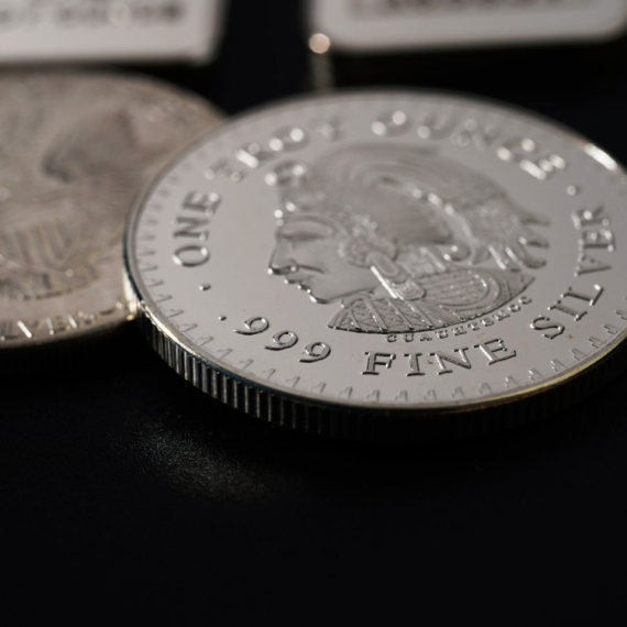 Komšije oborile rekord: Izradili najmanju kovanicu na svetu