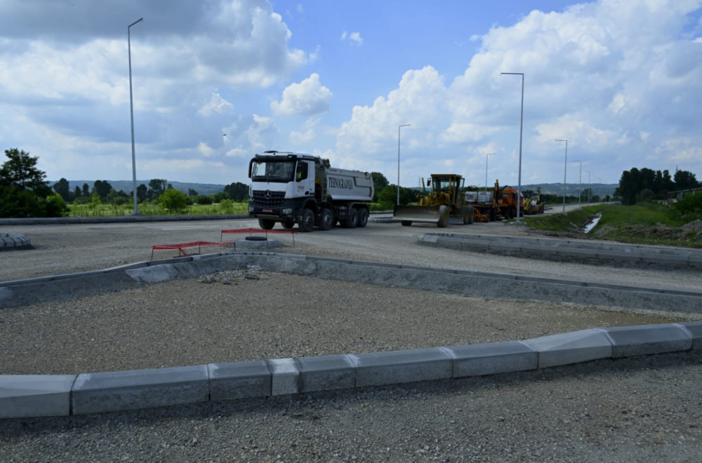 Vesić: Priključenje na mrežu auto-puteva i nova pruga – dodatni impuls za razvoj Kruševca