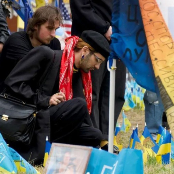 LGBT i Ukrajina: Trupe na frontu bore se protiv homofobije kod kuće