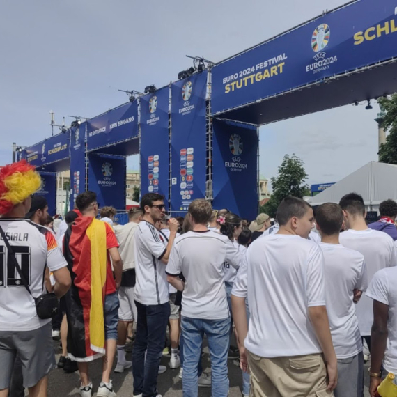 Nemci i Španci napravili gužvu pred utakmicu VIDEO