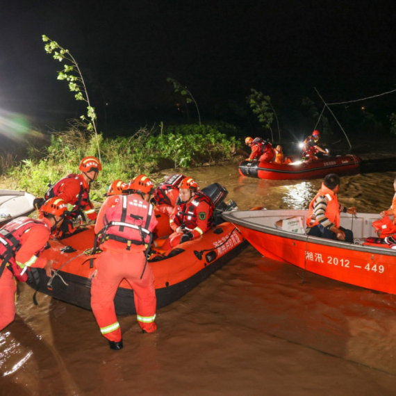 Katastrofa u Kini: Pukla brana, sve je pod vodom; Hiljade evakuisanih