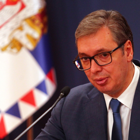 Vučić poručio opoziciji: Bolje da ne gledaju rezultate istraživanja