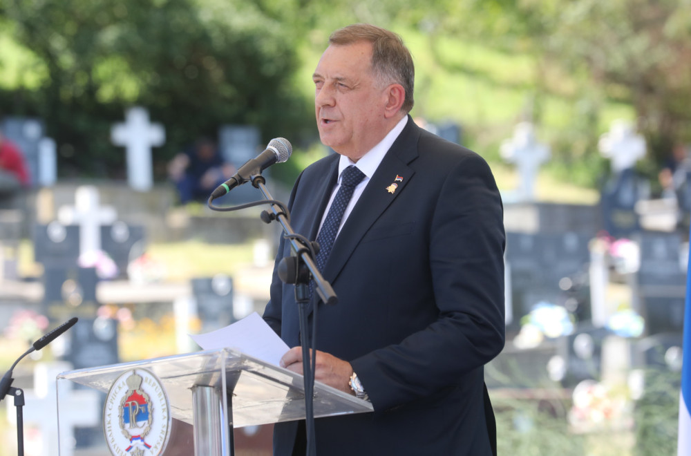 Dodik: Nemoguć suživot u BiH ako je bol "belih marama" veća od "crnih" FOTO