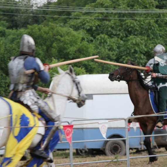 Pravi srpski vitezovi: Oklop od 40 kilograma, brzi konji i oštar mač FOTO