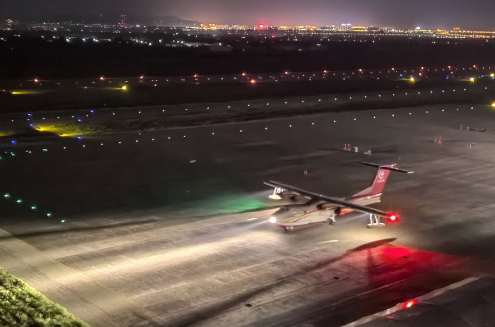 Kina započela proizvodnju novog aviona FOTO