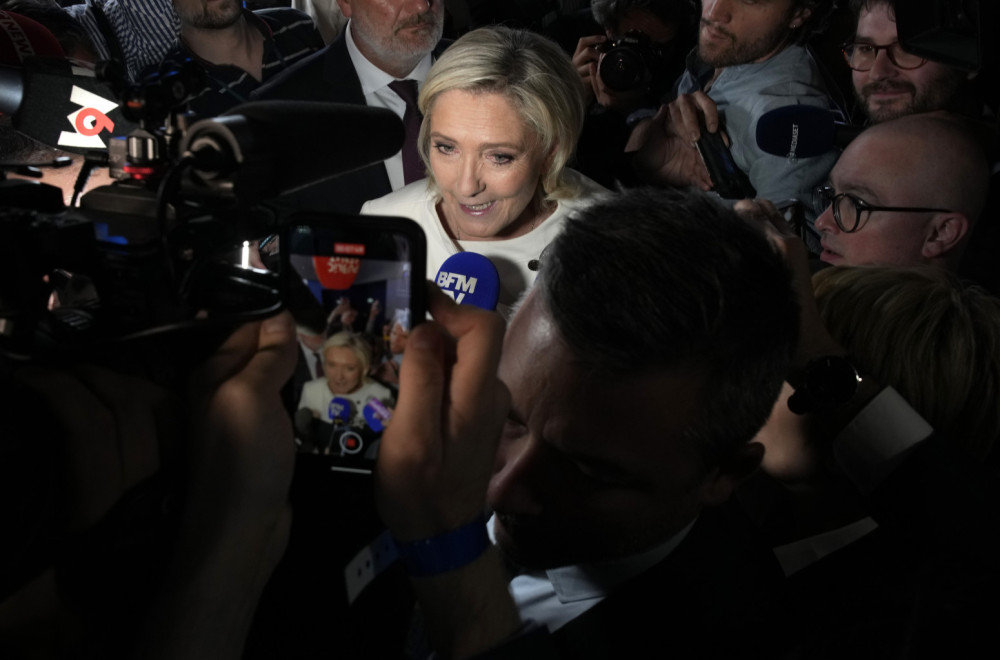 Oglasili se iz stranke Marin Le Pen: "Francuski narod je progovorio" VIDEO