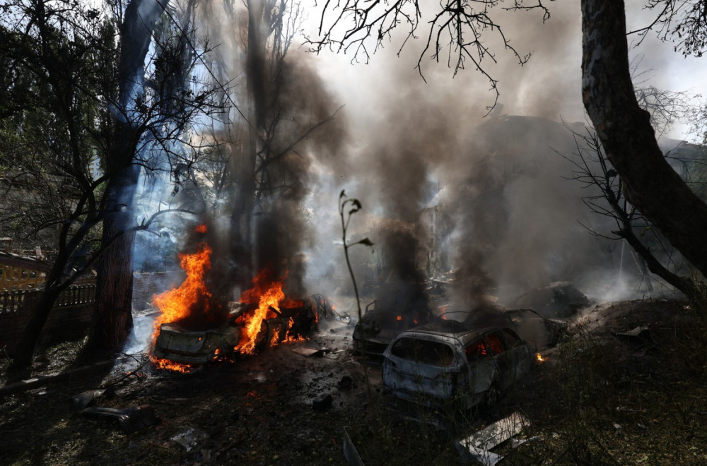 Brutalan napad na Kijev: Rusi se "sručili" Kindžalima na bolnicu; poginulo 7 dece FOTO/VIDEO