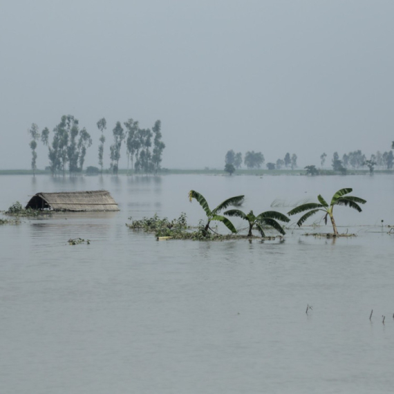 Zbog poplava raseljeno 40.000 ljudi: Opasnost tek sledi VIDEO