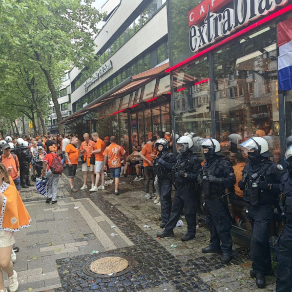 Herr Smuđa (ponovo) usred tuče – opsadno stanje u Dortmundu FOTO/VIDEO