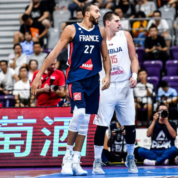 Jokić dominated, then sent off – Serbia defeated France VIDEO