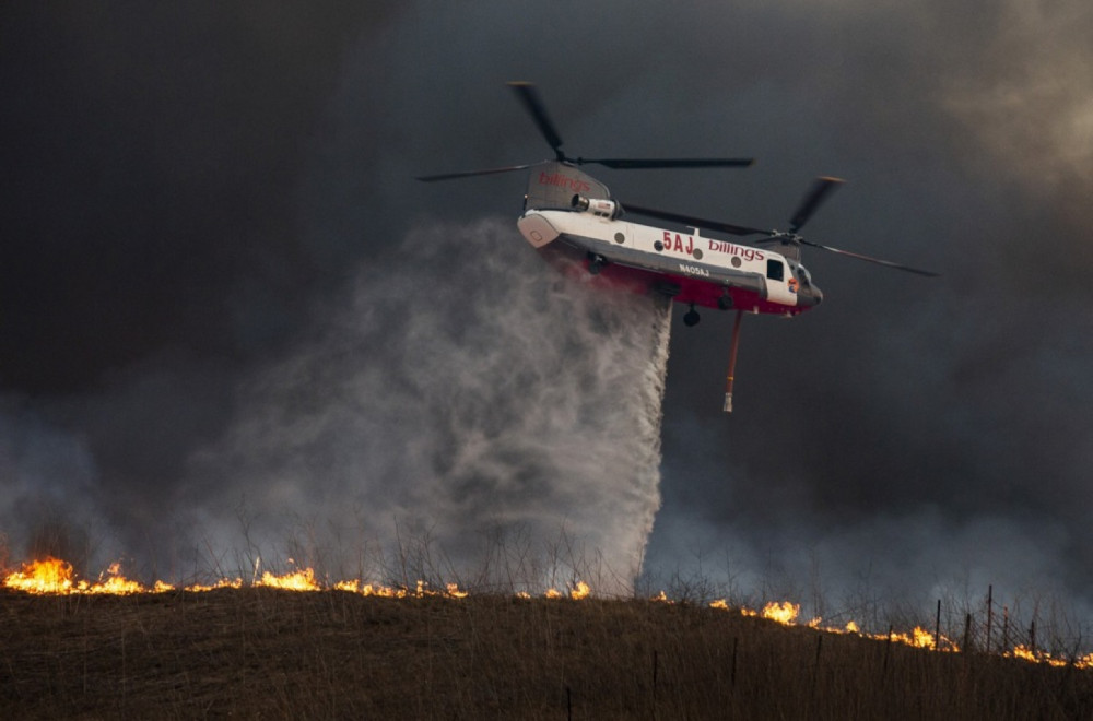 Dramatično u komšiluku: Požari i dalje bukte; Helikopteri i avioni u akciji