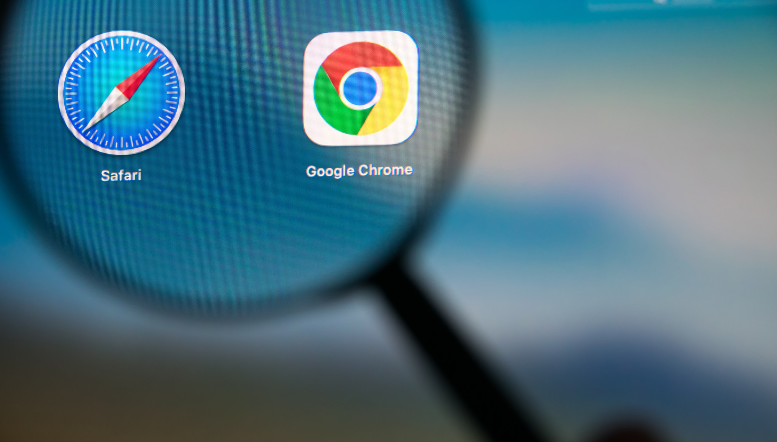 Apple: Prestanite da koristite Google Chrome na svom iPhone-u VIDEO