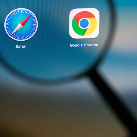 Apple: Prestanite da koristite Google Chrome na svom iPhone-u VIDEO