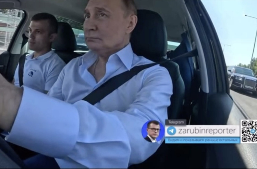 Putin zamalo izazvao sudar, vozio novu ladu VIDEO