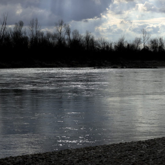 Užas na Drini: Utopilo se dete