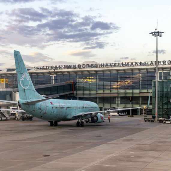 Uzbuna u Turskoj: Zatvoren aerodrom FOTO