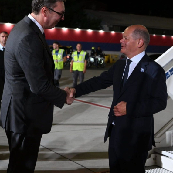 Vučić welcomed Scholz: "We'll consider the future of Serbia and opening of new opportunities for our country"