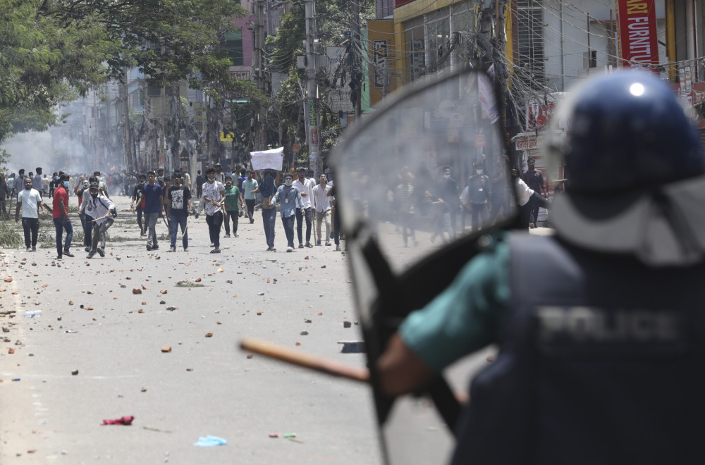 Haos u Bangladešu: Vojnici pokušavaju da uguše pobunu, mrtvi na sve strane FOTO/VIDEO