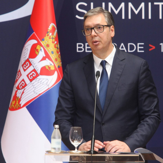 Vučić sutra prima u oproštajnu posetu ambasadora Švajcarske Ursa Šmida