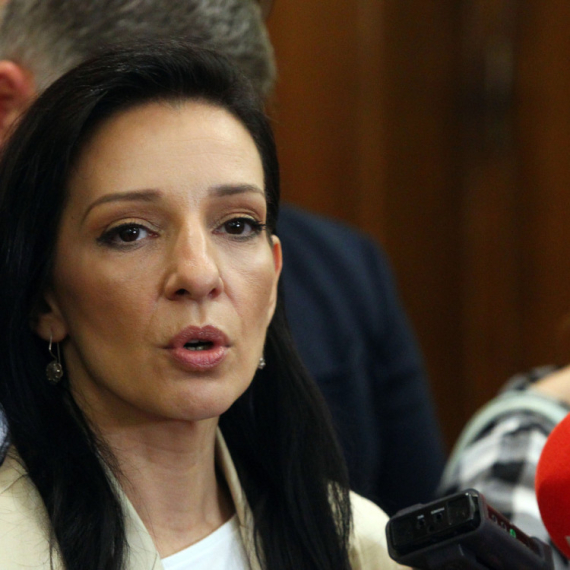 Debakl Marinke Tepić: Voditelj je "rešetao" pitanjima, ona pokušavala da vrda, ali bezuspešno VIDEO