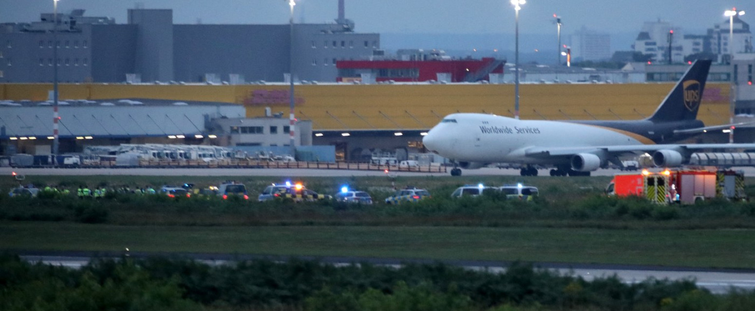 Obustavljeni letovi na evropskom aerodromu: Ljudi se zalepili za pistu