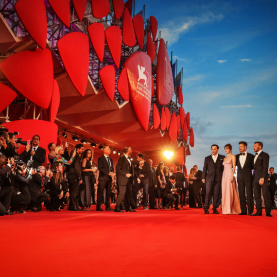 Na festivalu u Veneciji premijerno "Džoker 2" i prvi Almodovarov film na engleskom jeziku