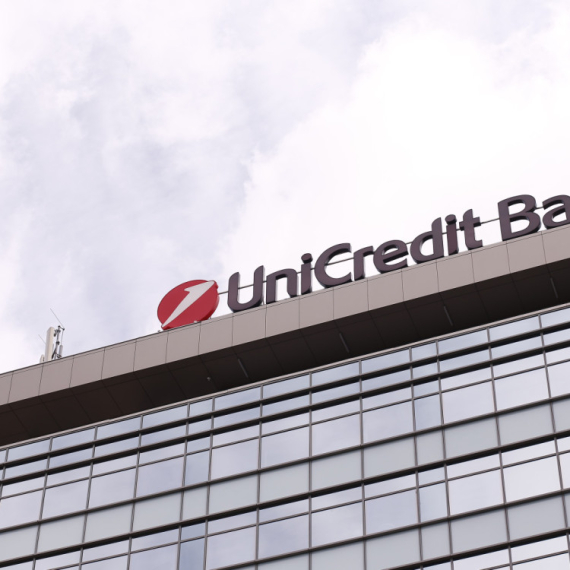 UniCredit postavlja merila za evropsko bankarstvo: Rekordni rezultati grupe