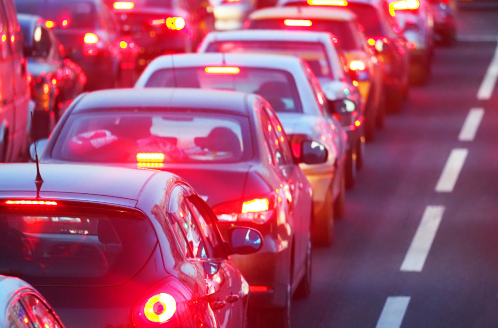 Heavy traffic on the highway: Queues are forming