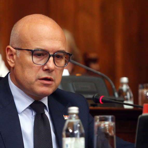 Prime Minister: I accept Vesić's resignation, he is objectively responsible