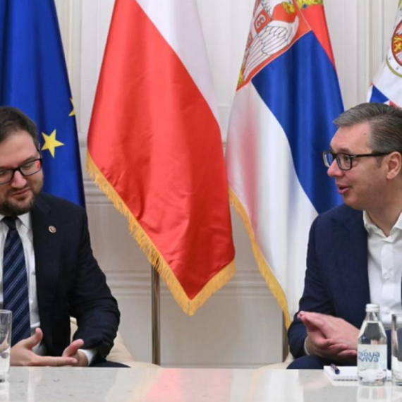 Vučić primio u oproštajnu posetu ambasadora Poljske: "Zahvalio sam na podršci Srbiji" FOTO