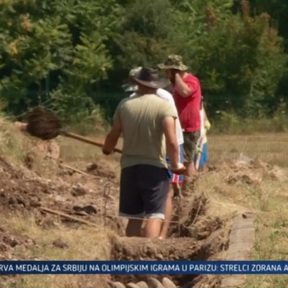 Zašto se sve više stranaca zapošljava u Srbiji? VIDEO