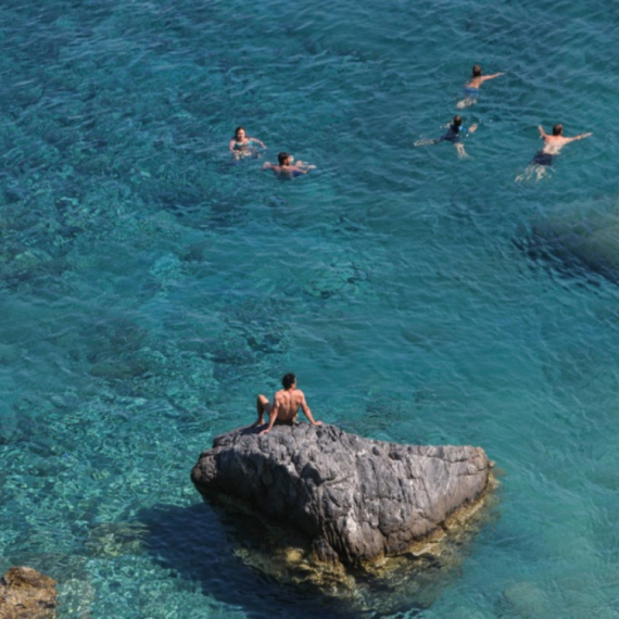 Utopilo se troje ljudi u Grčkoj: Srpski turisti upozoreni