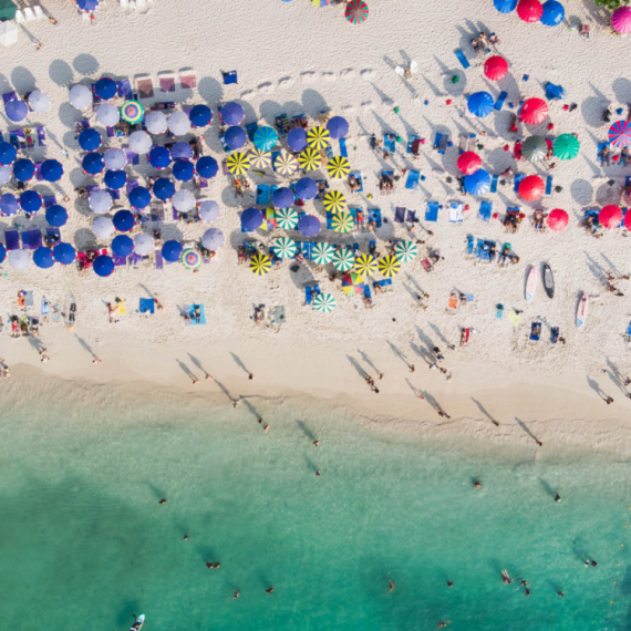 Najavljen veliki štrajk na popularnoj letnjoj destinaciji: Preti zatvaranje plaža