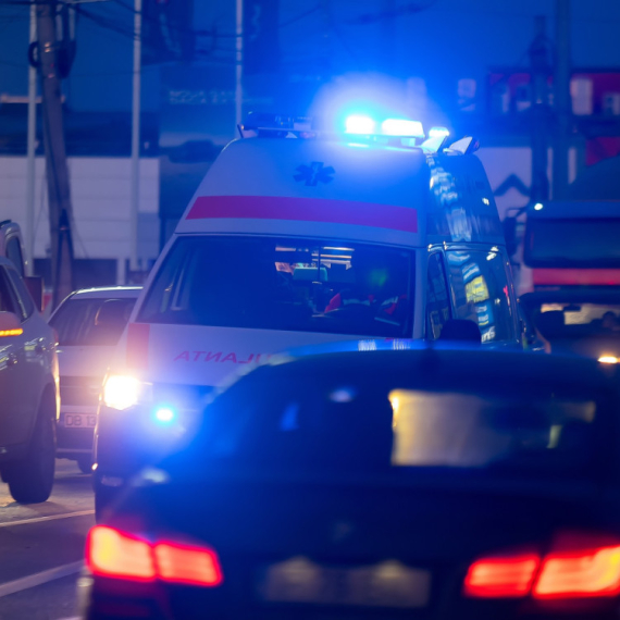 Povređeni policajci tokom hapšenja na Vračaru