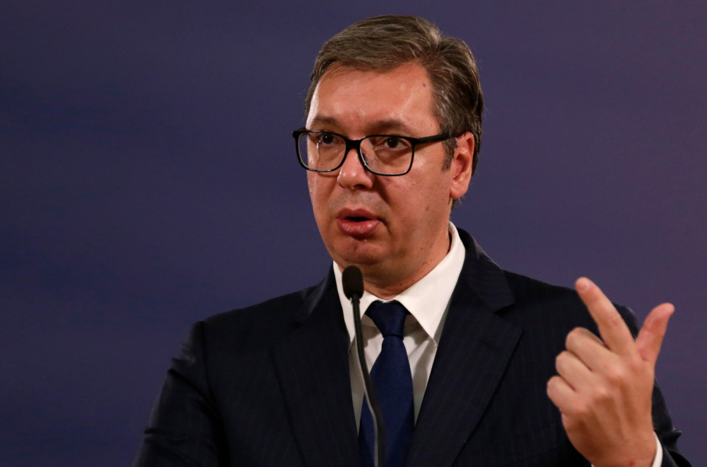 Beže od Vučića kao đavo od krsta: Opozicija pokušava da spreči predsednika da dođe u Skupštinu VIDEO