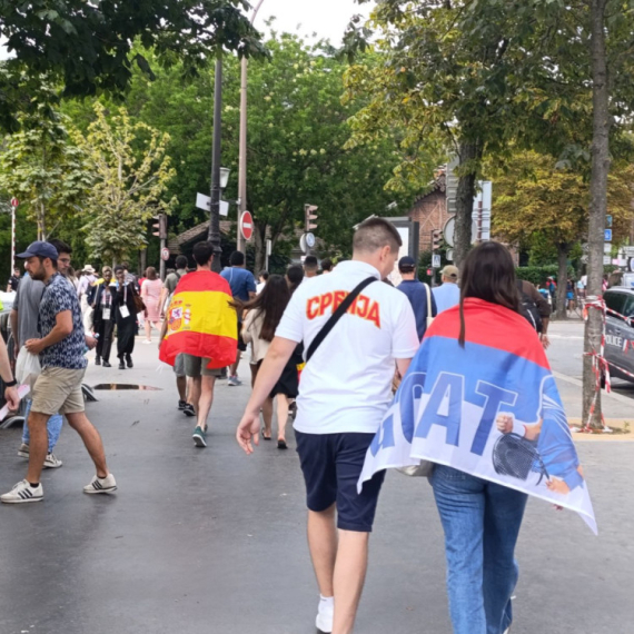 Anketa u Parizu: "Novak će dati srce za ovaj meč, idemo po zlato!" VIDEO