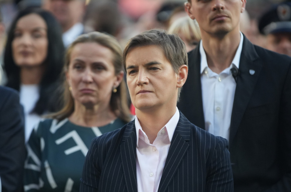 Brnabić odgovorila Đilasu: Kad ste Vi dobijali milione, plate medicinskih sestara su bile 286 evra