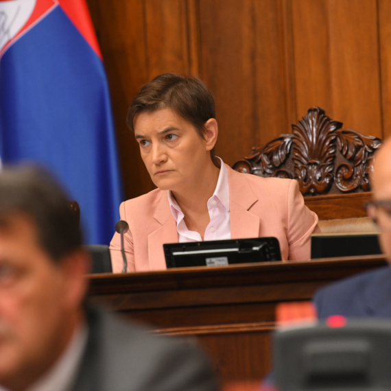 Brnabić odgovorila Tadiću: "Samo ćutite i pognite glavu"