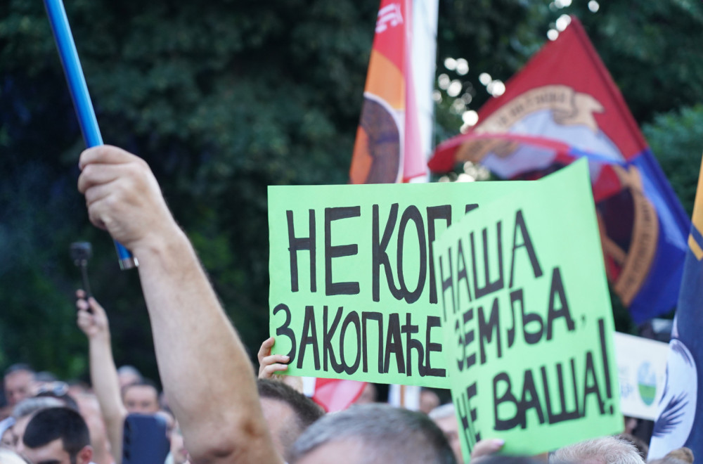 "Oni su sramota, okačićemo im medalje od litijuma"; Šolakovi ljudi napali Noleta, Jokića, Bogdanovića