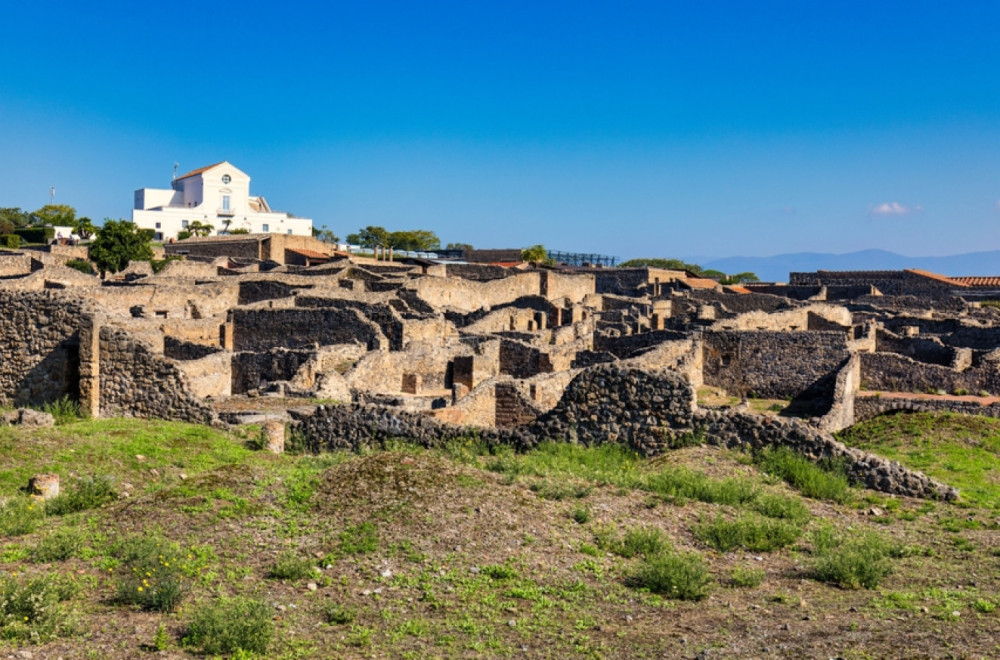 Turista urezao inicijale na kuću u Pompeji staroj 2.000 godina