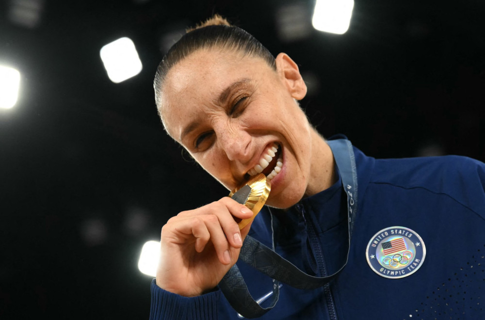 Skandal na kraju OI: Sportisti se žale na loš kvalitet olimpijskih medalja FOTO/VIDEO