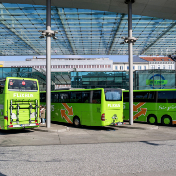 Fliksbus se prodaje: Porše ulazi u vlasništvo