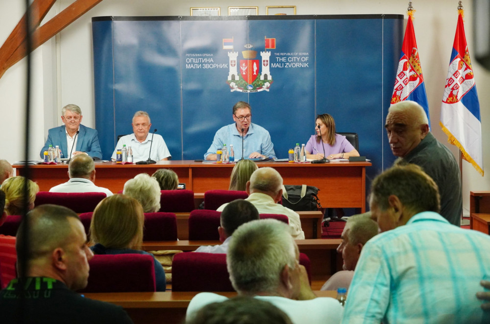 Novi skandal: Šolakovi mediji i NVO koju finansiraju Amerikanci hoće da zabrane Vučiću da razgovara sa narodom