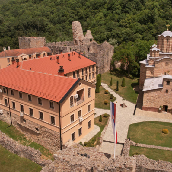 Ovo je jedna od najvećih srpskih svetinja: Molitva u manastiru ima posebnu moć FOTO