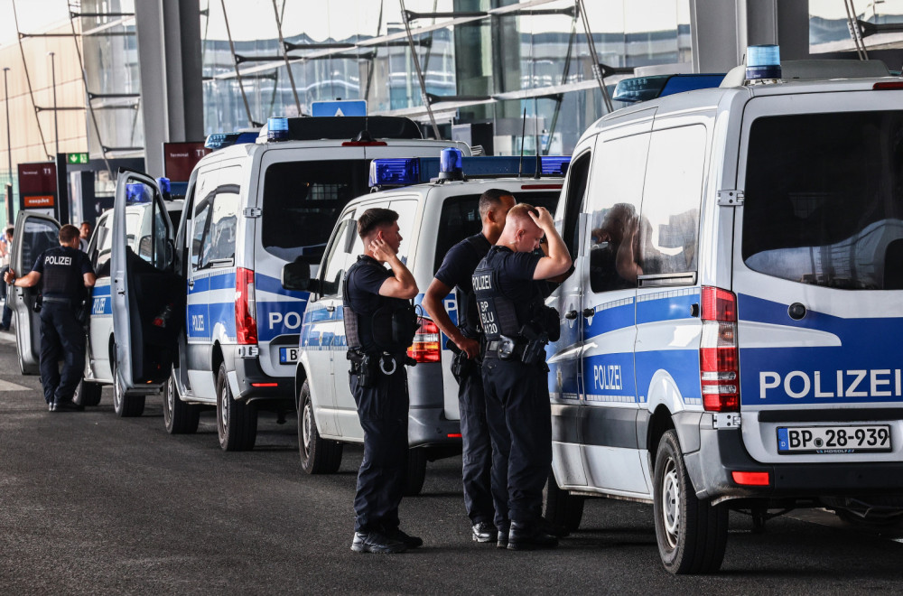 Haos na ulicama Berlina: Povređeno deset policajaca VIDEO