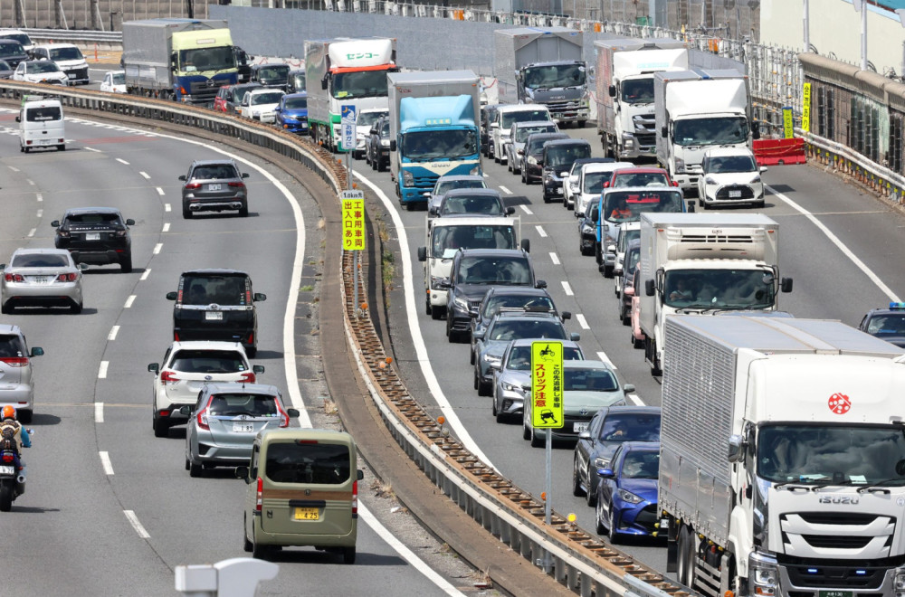 Japanci uvode novi sistem: Ovako se bore protiv vožnje u suprotnom smeru