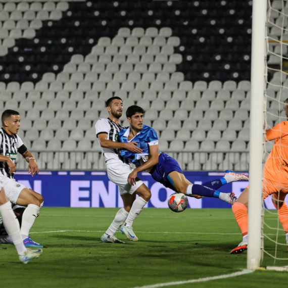 Partizan na nuli, Gent poput Lugana odneo pobedu u Humskoj